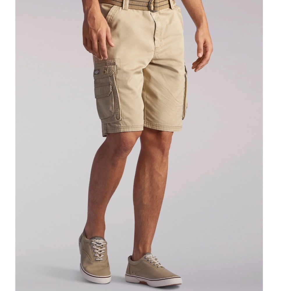 Lee Legendary Wyoming Cargo Shorts - Size 46